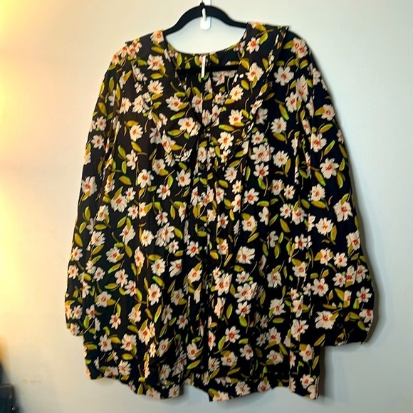 Free People Tops - Free People Medium Black Floral Ruffle Collar Mini Dress / Tunic Top